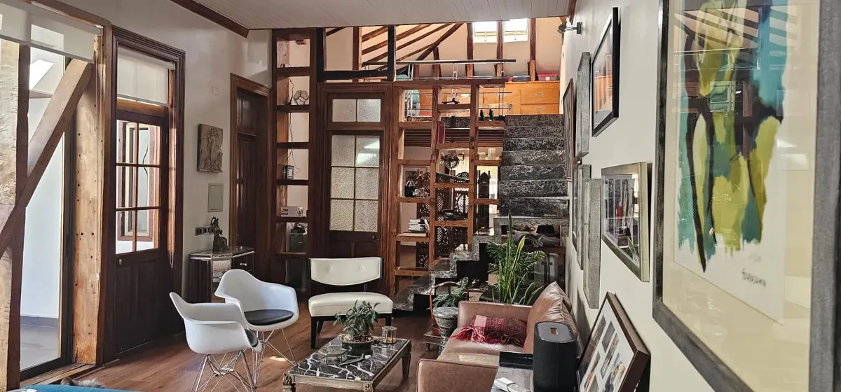 Imagen 2 de 18 de Casa Antigua En Venta 3d 3b - Providencia
