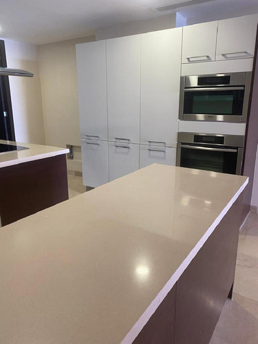 Imagen 15 de 20 de Beach Front Aparment For Rent In Cancun. 16th Floor, 4 Bedrooms. Long Term.