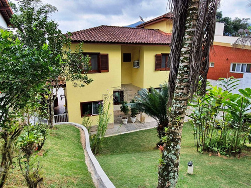Imagem 1 de 30 de Casa Com 5 Dorms, Recanto Lagoinha, Ubatuba - R$ 1.6 Mi, Cod: 1551 - V1551