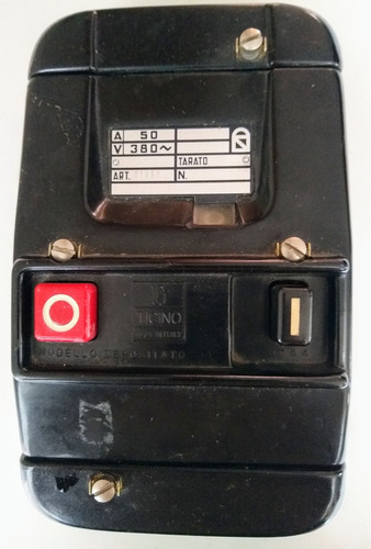 Breaker Monofásico 220 Con Protección Térmica Hasta 50 Amp (Usado)