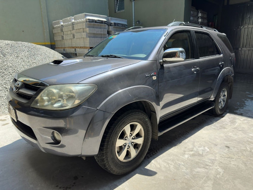 Toyota SW4 3.0 I Srv At C/cuero 4x4 (2009)