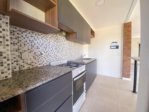 Condo Del Pinar - Dúplex Dos Dormitorios En Venta En General Lagos