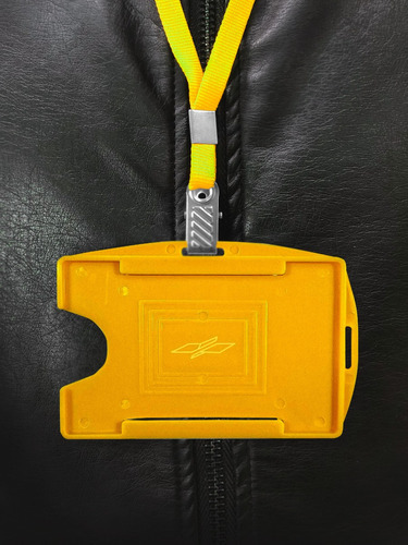 Porta Crachá Universal Amarelo - 100 Unidades