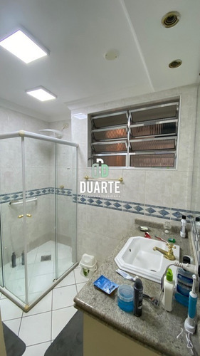 Imagem 10 de 24 de Vendo Apartamento Amplo No Gonzaga, 2 Quartos, Sala Ampliada, 2 Banheiros, 1 Vaga, Portaria 24 Horas - Ap03732 - 69354241