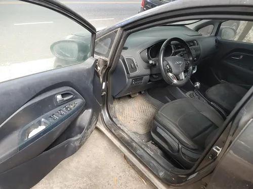 Kia Río 2016 Ex 1.4 Chocado Baja 04 Alta Motor 04