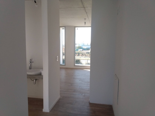 Imagen 15 de 18 de Venta Casa Con Pileta En Ceibos Puertos Del Lago Escobar