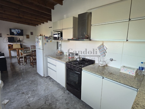Casa En Venta 3 Ambientes + 2 Deptos - Camet Norte