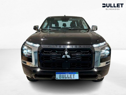 Mitsubishi Triton 2.4 Hpe Cab. Dupla 4X4 Aut. 4P