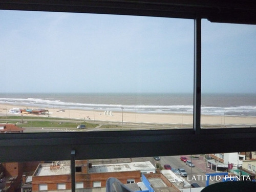 Apartamento Frente Al Mar- Ref: 934