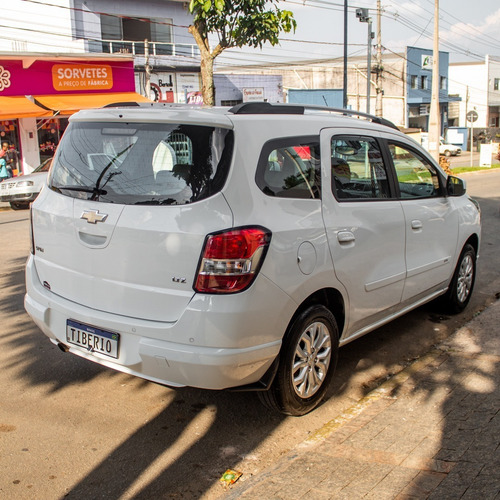Imagem 6 de 10 de Chevrolet Spin 2018 1.8 Ltz 7l Aut. 5p