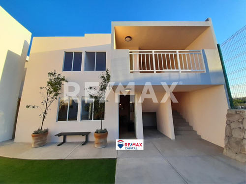 Casa Duplex En Venta En Ciudad Marqués 