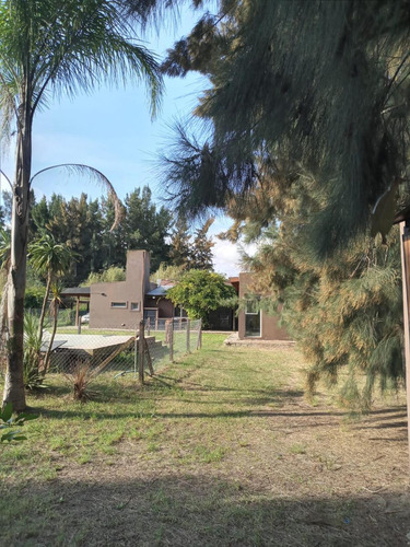 Casa En Venta - 3 Dormitorios 3 Baños - La Plata