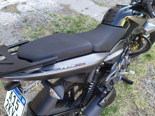 Imagen 9 de 15 de Bajaj Rouser Ns 125 Usada