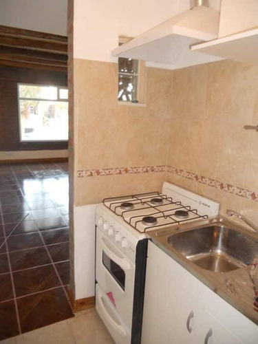 Casa En Venta - 2 Dormitorios 1 Baño - 170mts2 - Rawson