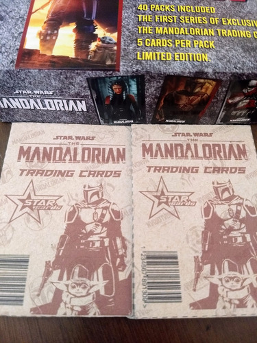 The Mandalorian Trading Cards Box