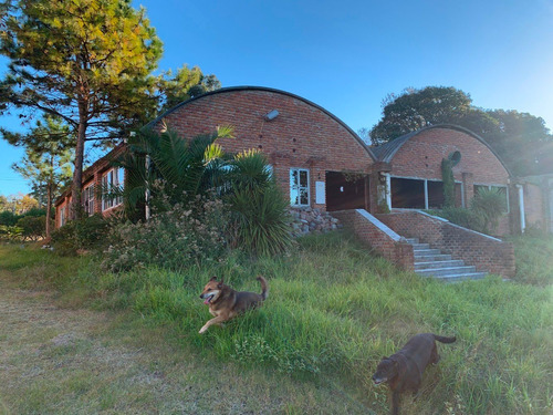 Venta Gran Terreno Mas Casa Mas Salones Mas Galpones