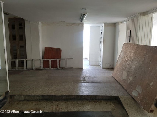 Imagen 2 de 8 de Comercial En Tropical Centro Rah Co: 22-2647