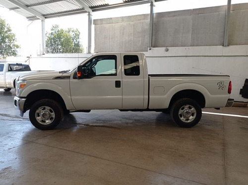 Imagen 2 de 15 de 2012 F-250 Super Duty Xlt 4x4 Cabina Y Media