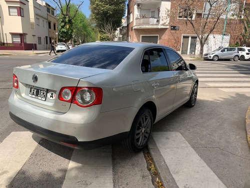 Volkswagen Vento 1.9 I Luxury Dsg