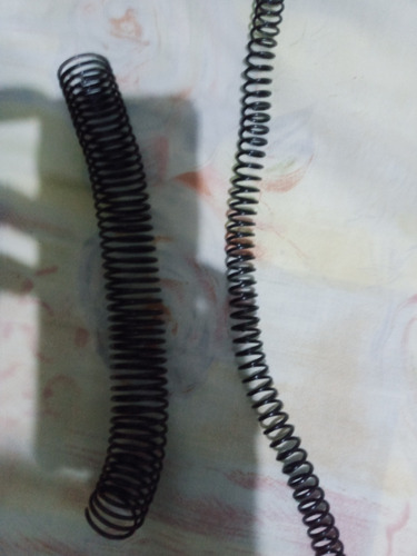 Paq/6 Espirales Plásticos De Encuadernar 23mm. 8$