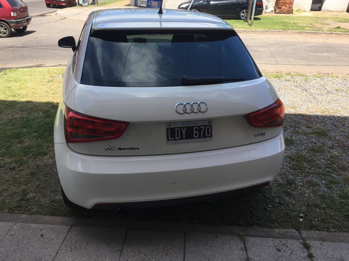 Audi A1 2012 1.2 Attraction Tfsi 86cv