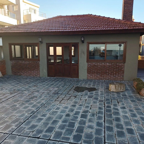 Imagen 4 de 12 de Departamento Con Vista Al Mar 4 Ambientes