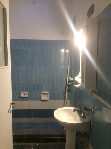 Imagen 11 de 15 de Departamento Tipo Casa En Alquiler En Banfield Oeste