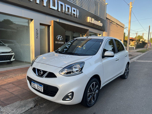 Nissan March Extra Full 1.6 1.6 2018 Excelente Estado!