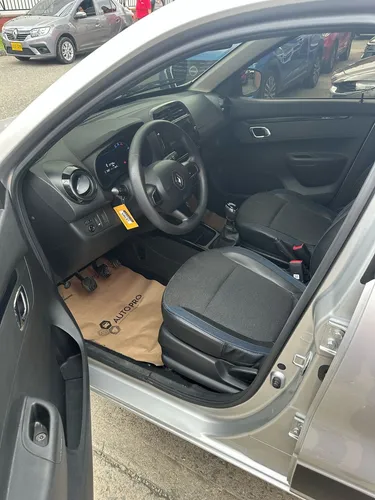 Renault Kwid 1.0 Intens