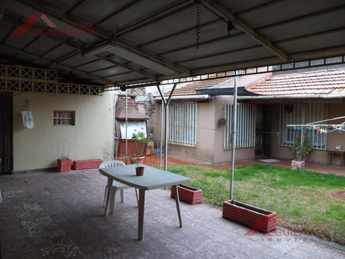 Imagen 12 de 21 de Lote Propio - 10x24 - Multifamiliar - Contruidas 2 Viviendas - Garage Pasante