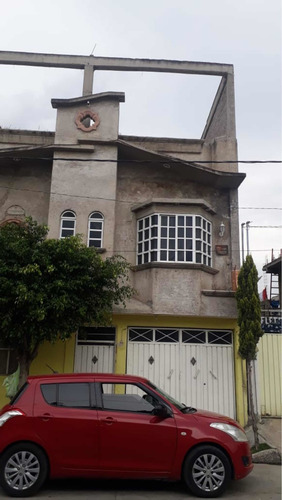 Imagen 4 de 10 de Casa En Venta: Anteriormente Fabrica De Salas,