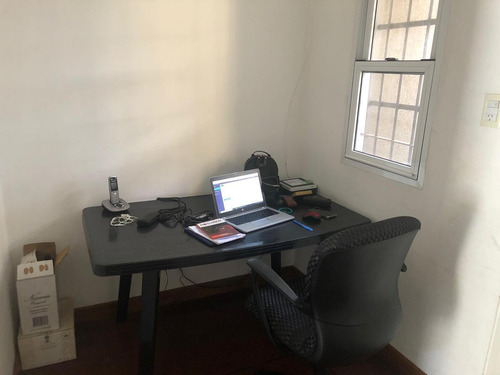 Imagen 9 de 14 de Casa En Venta - Castelar Norte - 4 Amb Con Quincho Y Pileta - Permuta Caba