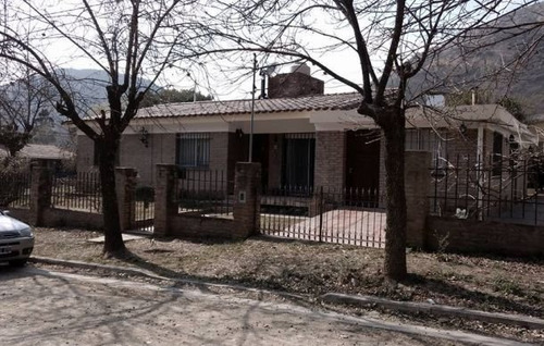 Imagen 2 de 30 de Venta Casa Esquina Con Dpto En Sol Y Rio A Mts De La Montaña Y 400 Mts Del Rio