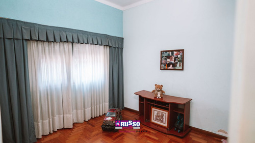 Venta Casaquinta 5 Ambientes Villa Luzuriaga