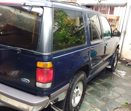 Ford Explorer 1997 4.0 Xlt 4x2