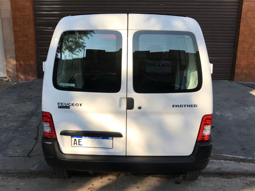 Peugeot Partner 1.6 Furgon Confort Patagonica 5 As Hdi Xtr