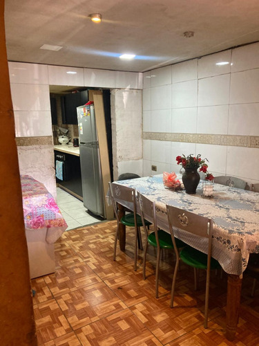 Venta De Casa En Colina, Cerca De Locomocion - Colegios