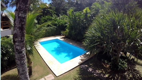 Venda - Casa 4 Dorms. Sendo 3 Suítes Com Escritura Definitiva A Poucos Metros Da Praia Com Piscina - 11639