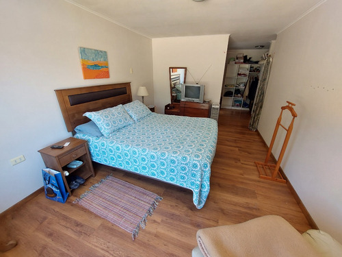 Venta De Linda Y Amplia Casa En Parcela, Pirque