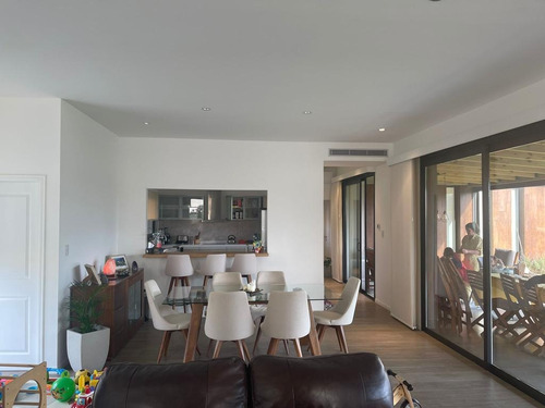 Imagen 4 de 14 de Venta Casa En La Tahona, 3 Dor, Serv. Completo, Cocheras