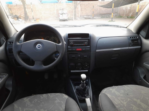 Imagen 9 de 12 de Fiat Palio 2007 1.8 Adventure Alarma