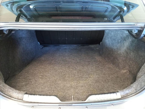 Imagem 6 de 10 de Voyage 1.6 16v Msi Totalflex 4p Automático