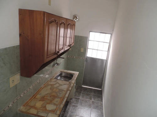 Imagen 8 de 12 de Venta Casa 2 Dormitorios .patio. Paso Molino!