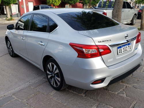 Nissan Sentra 2.0 Exclusive 2017