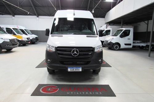 Imagem 2 de 11 de Mercedes-benz Sprinter 416 T.a. E.l. 21/22 Furgão 14m³