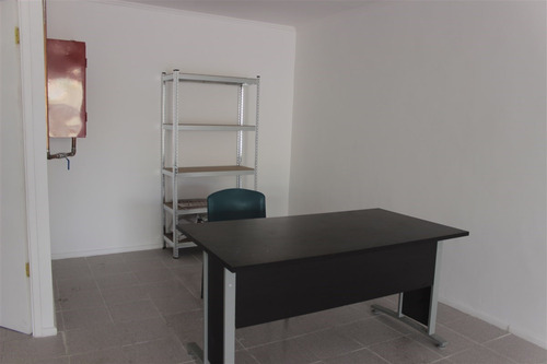 Local Comercial En Arriendo En Lo Prado 58,21 M2