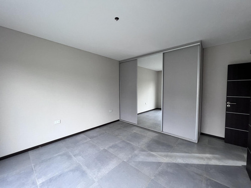 Casa De Tres Dormitorios En Suite - Venta - Calidad Premium Y Pileta - Haras De Funes
