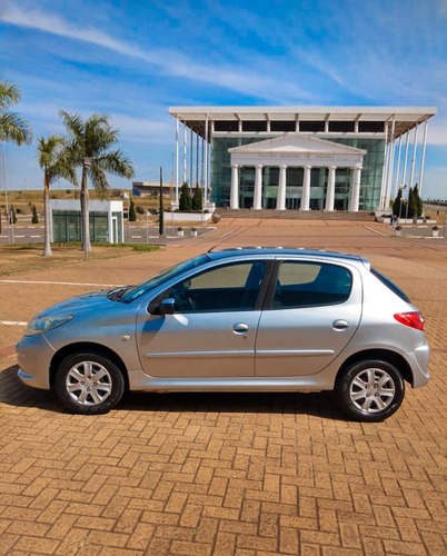 Peugeot 207 2013 1.4 Xr Flex 5p