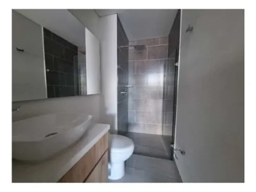 Rhbr-12015 Apartamento Piso 8 (medellin, Laureles)