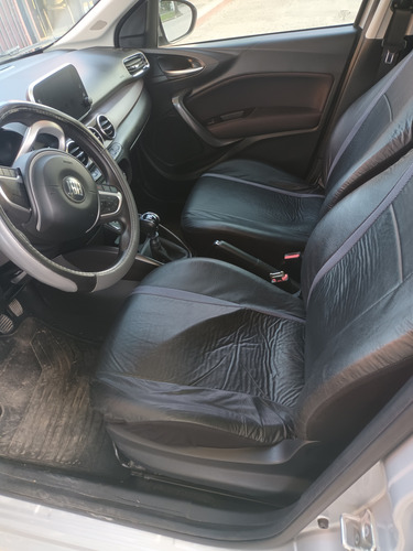 Fiat Cronos 1.8 16v Precision